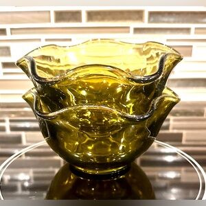 Vtg MCM Anchor Hocking Avocado Green Glass Dip/Nut/Candy Dish Bowls set of 2
